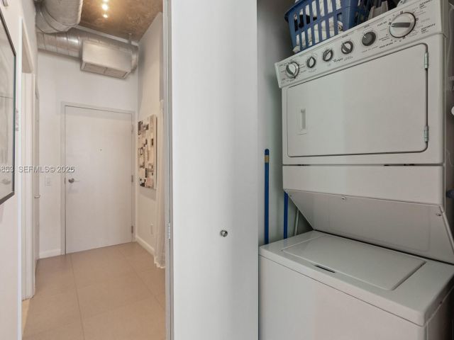 Apartment for sale  Unit #1019 - photo 7449237