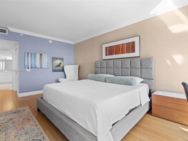 Apartment for rent  Unit #1210 - photo 7438420