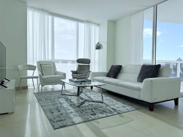 Apartment for rent  Unit #1501A - photo 7439318