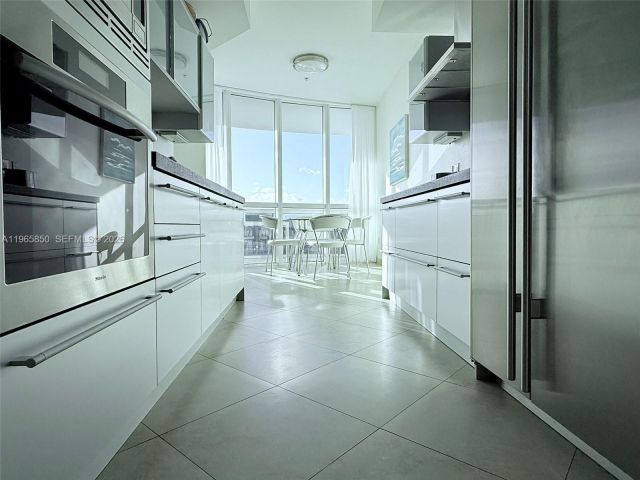 Apartment for rent  Unit #1501A - photo 7439332