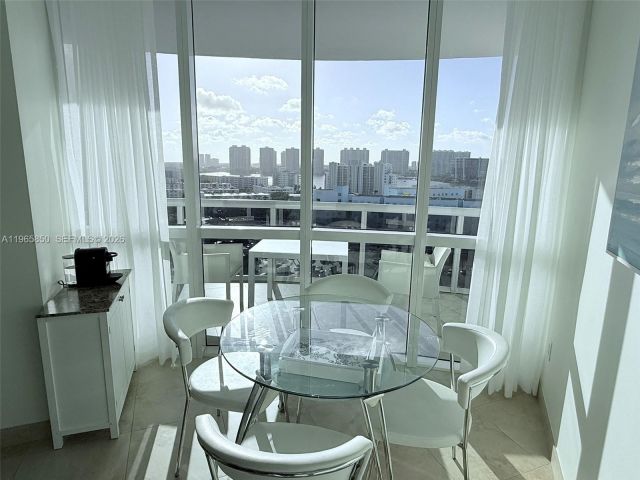 Apartment for rent  Unit #1501A - photo 7439333