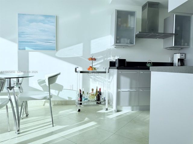 Apartment for rent  Unit #1501A - photo 7439334