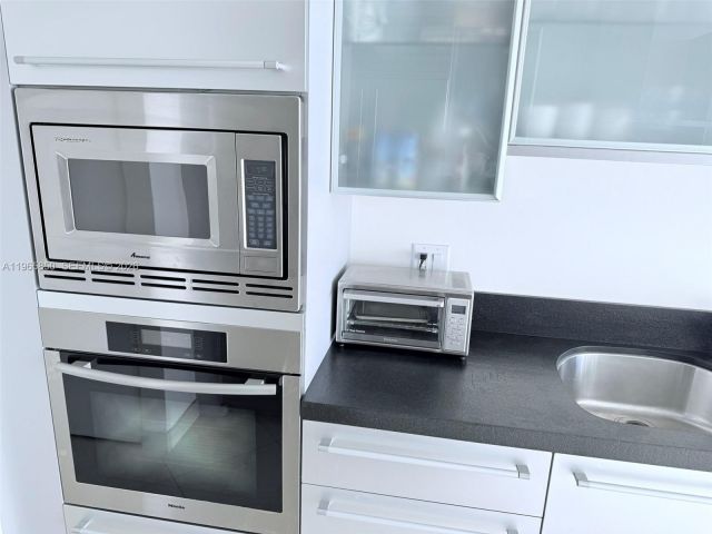 Apartment for rent  Unit #1501A - photo 7439337