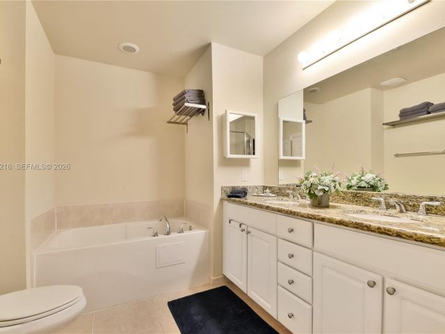 Apartment for rent  Unit #103 - photo 7437864