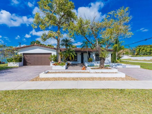 Home for sale at 5201 Jefferson St - photo 7536001