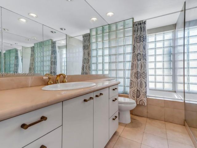 Home for sale at 5201 Jefferson St - photo 7536018