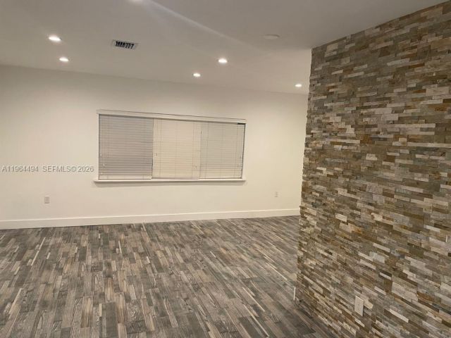 Home for rent at 2837 SW 126th Ave - photo 7438136