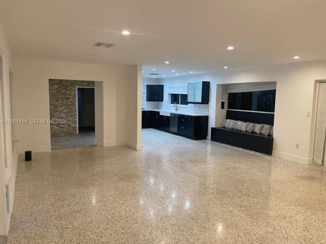 Home for rent at 2837 SW 126th Ave - photo 7438139