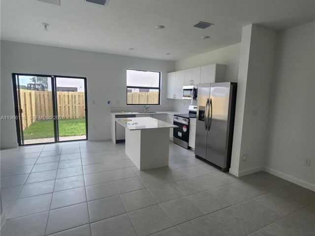 3-bedroom home for rent in Homestead - 23331 SW 128th Ave 23331 - MondialRealty