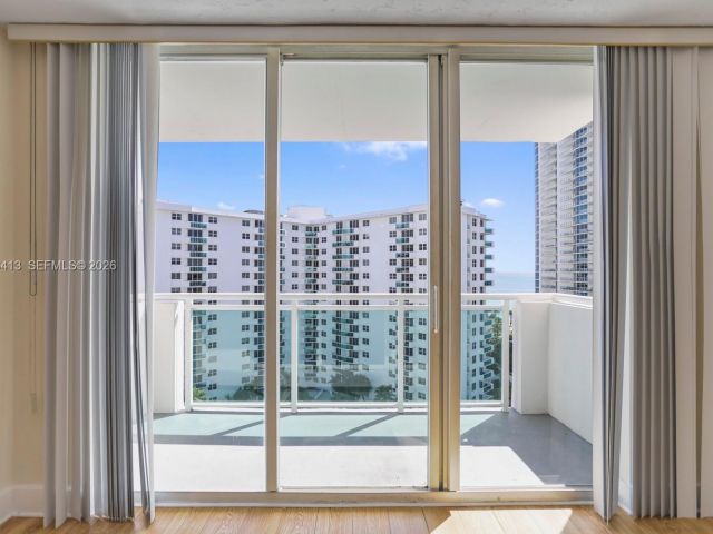 Apartment for sale  Unit #1110 - photo 7439085