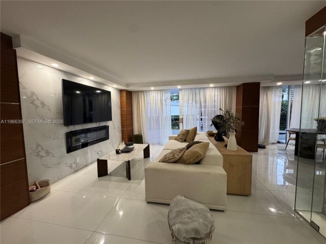 Apartment for rent  Unit #205 - photo 7503810