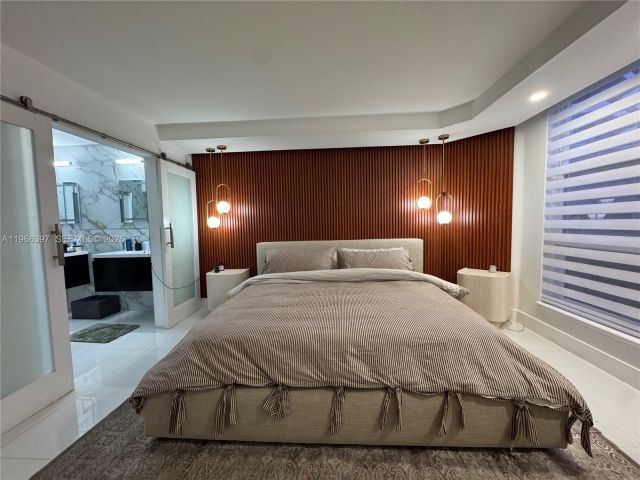 Apartment for rent  Unit #205 - photo 7503817