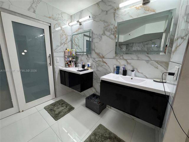 Apartment for rent  Unit #205 - photo 7503821