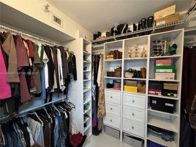 Apartment for rent  Unit #205 - photo 7503822