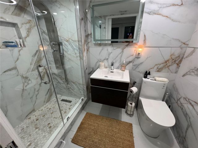 Apartment for rent  Unit #205 - photo 7503825