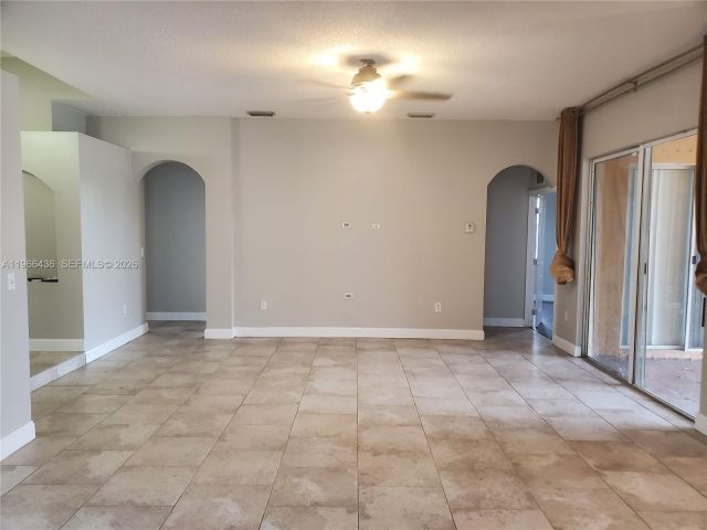 Home for rent at 1821 SE 14th Cir 0 - photo 7441327