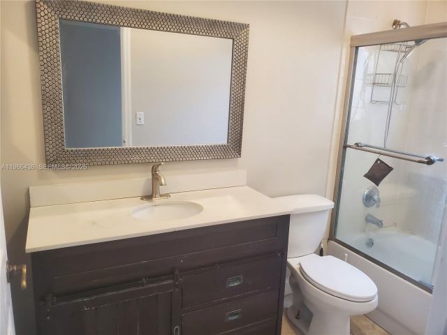 Home for rent at 1821 SE 14th Cir 0 - photo 7441330