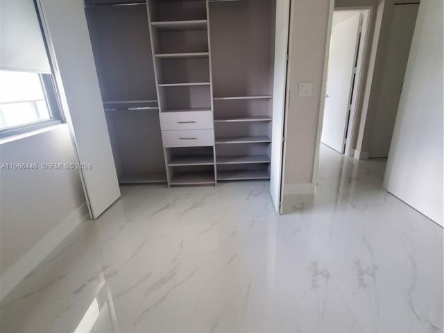 Apartment for rent  Unit #4403 - photo 7489128