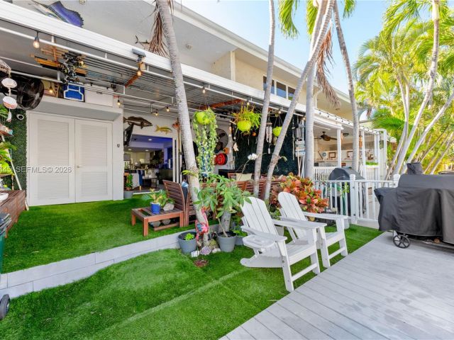 Home for rent at 3793 NE 170th St A-3 - photo 7529912