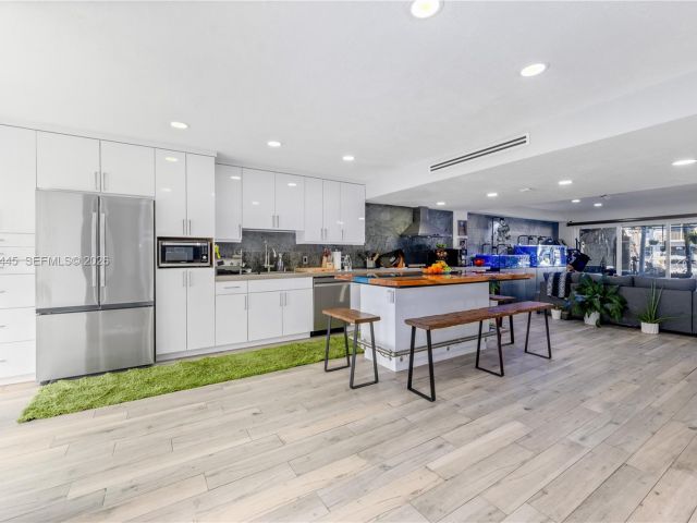 Home for rent at 3793 NE 170th St A-3 - photo 7529919