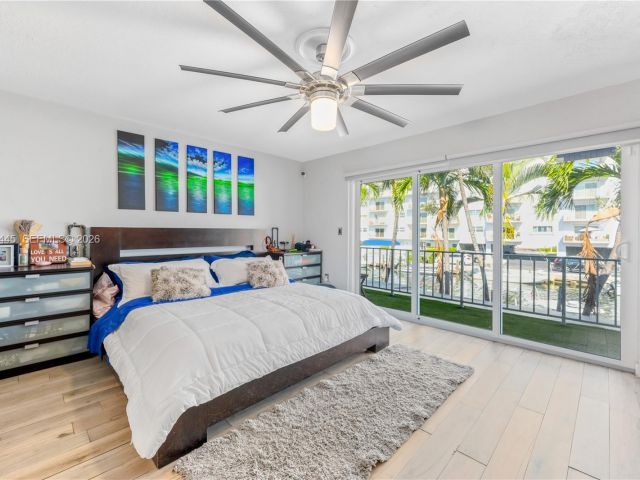 Home for rent at 3793 NE 170th St A-3 - photo 7529926