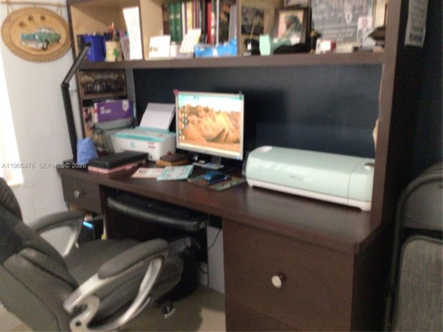 Home for sale at 1318 SW 49th Ter - photo 7483515