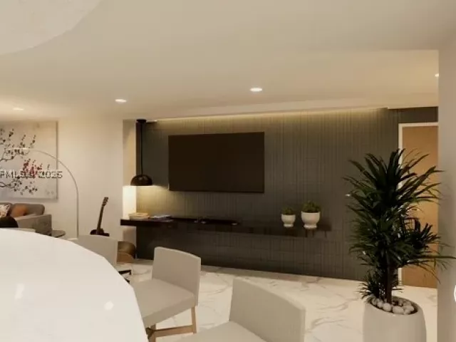 2-bedroom condo for sale in Miami Beach - 6039 Collins Ave 1517 - MondialRealty