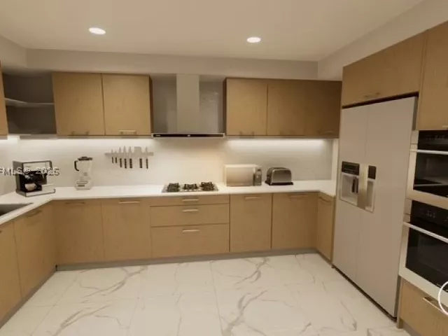 2-bedroom condo for sale in Miami Beach - 6039 Collins Ave 1517 - MondialRealty