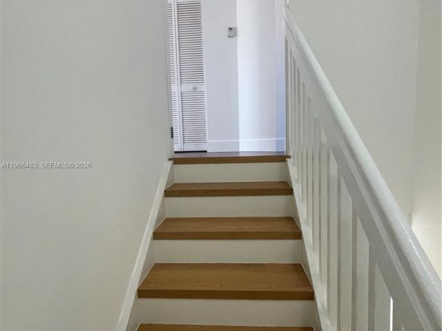 Home for rent at 703 NE 195th St 703 - photo 7438153