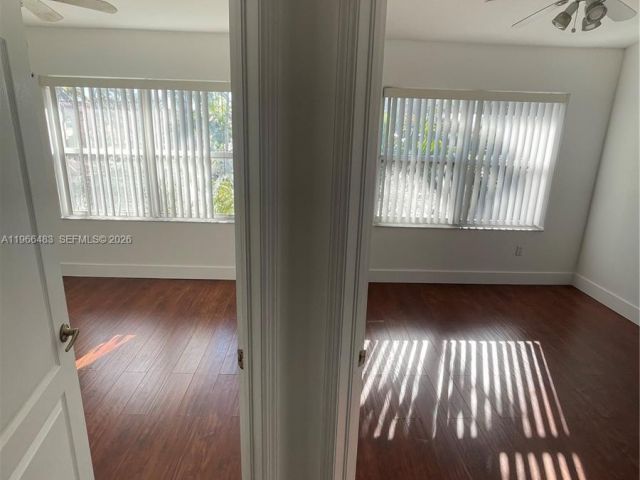 Home for rent at 703 NE 195th St 703 - photo 7438155