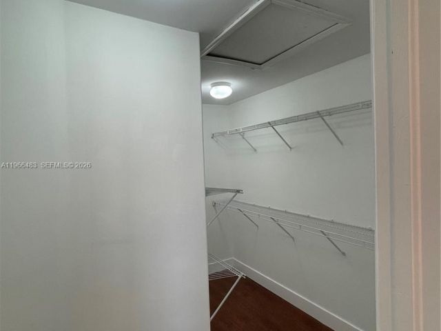 Home for rent at 703 NE 195th St 703 - photo 7438157