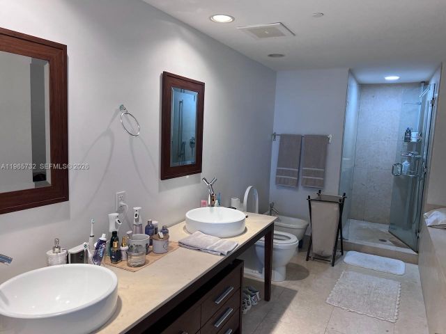 Apartment for sale  Unit #1715 - photo 7510629