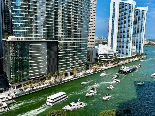 Apartment for sale  Unit #1715 - photo 7510635