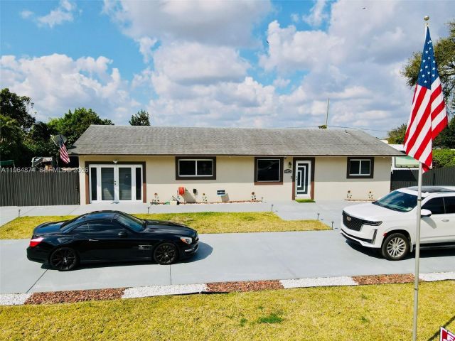 Home for sale at 32240 SW 199th Ave - photo 7460885