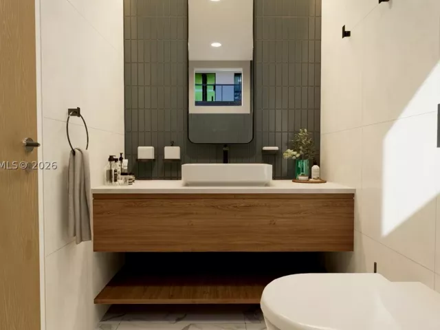 2-bedroom condo for sale in Miami Beach - 6039 Collins Ave 1625 - MondialRealty