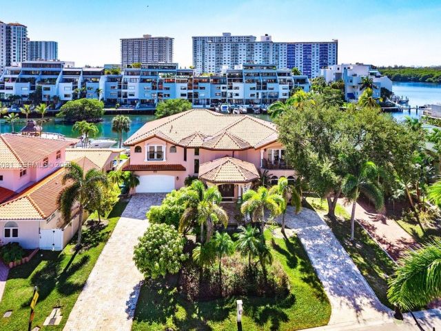 Home for sale at 306 Atlantic Ave - photo 7438953