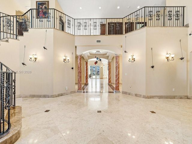 Home for sale at 306 Atlantic Ave - photo 7438959