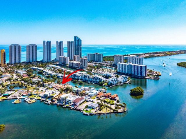 Home for sale at 306 Atlantic Ave - photo 7438965