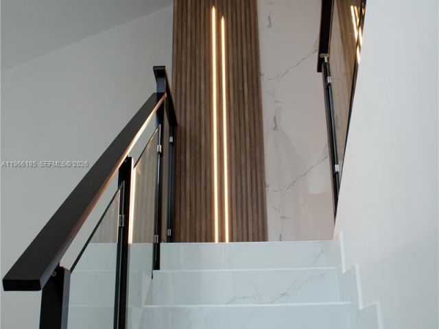 Home for rent at 10433 SW 118th Ct 0 - photo 7438651