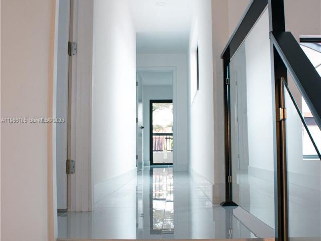 Home for rent at 10433 SW 118th Ct 0 - photo 7438652