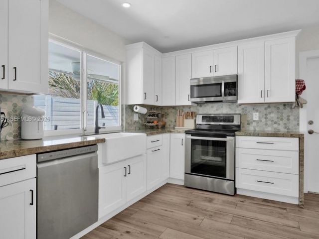 Home for sale at 1301 Hollywood Blvd - photo 7438884