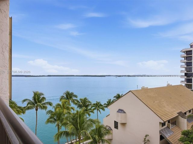 Apartment for sale  Unit #823 - photo 7469627