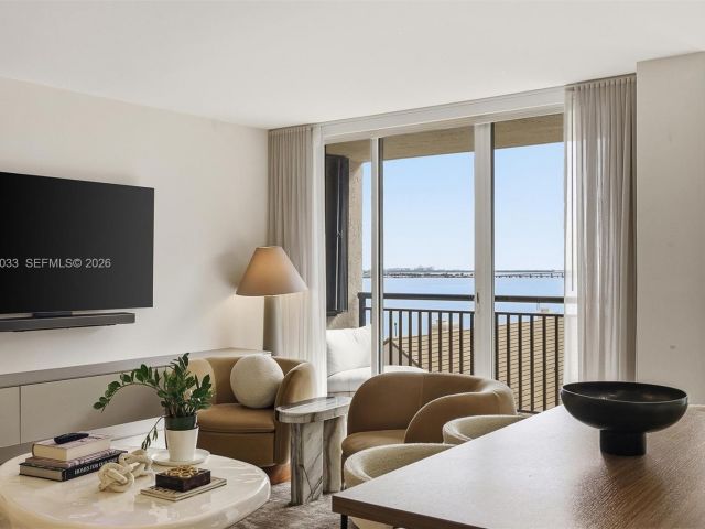 Apartment for sale  Unit #823 - photo 7469630