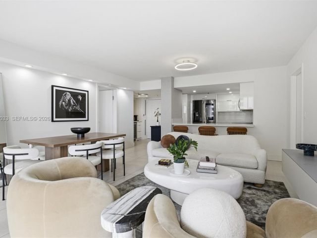 Apartment for sale  Unit #823 - photo 7469635