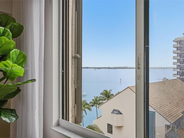 Apartment for sale  Unit #823 - photo 7469642