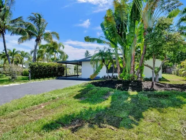 Home for sale at 1628 NE 7th Ave - photo 7448883