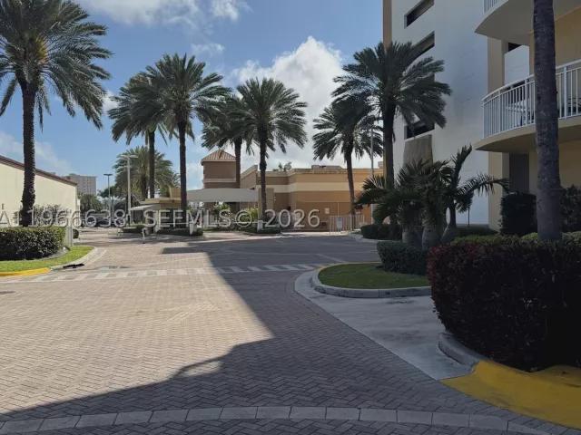2-bedroom condo for rent in Hallandale Beach - 1755 E Hallandale Beach Blvd 2505E - MondialRealty