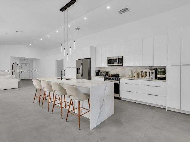 Home for sale at 4962 SW 32nd Way - photo 7439187