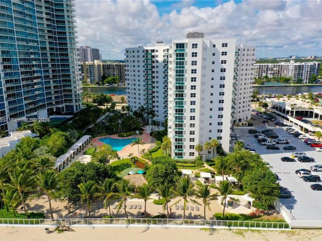 Apartment for rent  Unit #349 - photo 7440897