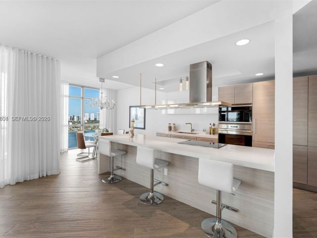 Apartment for sale  Unit #2110 - photo 7439664